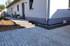Pflasterarbeiten am Einfamilienhaus